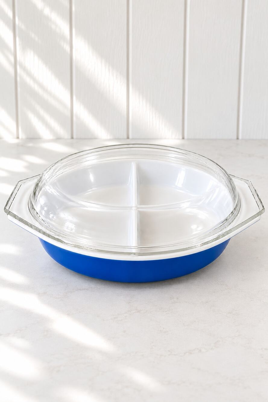 Pyrex Blue Oval Divided Casserole Dish 1.5 Qt With Clear Lid USA Vintage